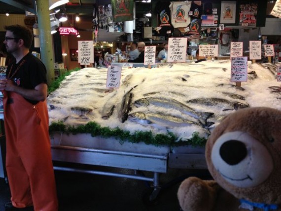 Pike Place Market fish throwing