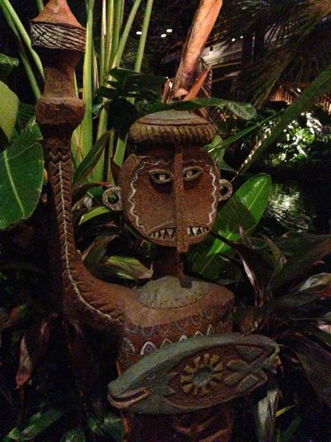 Hawaiian wood sculpture at Disney's Polynesian Resort