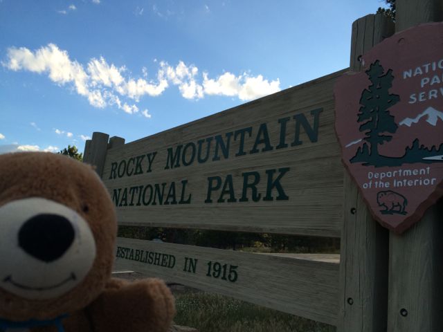 Rocky Mountain National Park East entrance sign