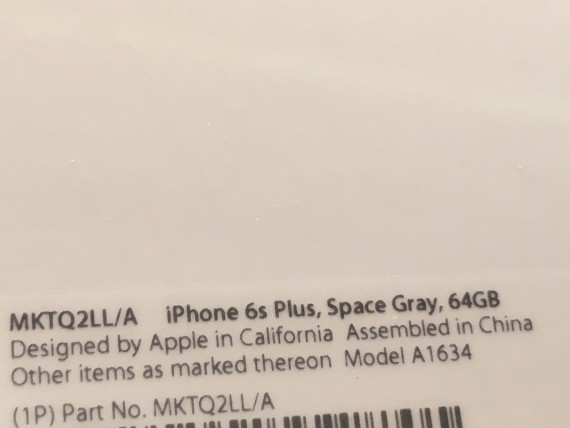 iPhone 6s Plus box labeling