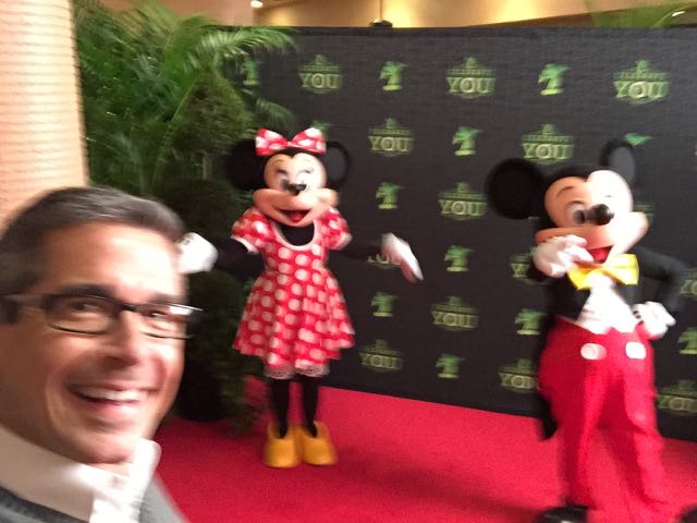 Disney Keynote speaker Jeff Noel with Mickey and Minnie